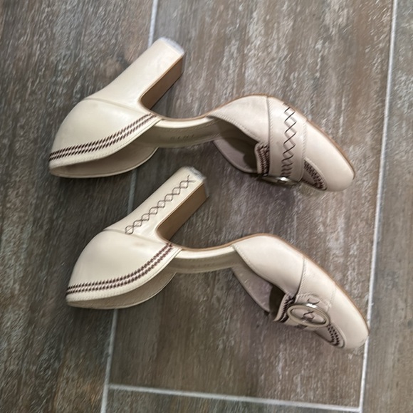 Gianni Bini Amalia Heels - Ivory w/Brown Stitching - Picture 5 of 10